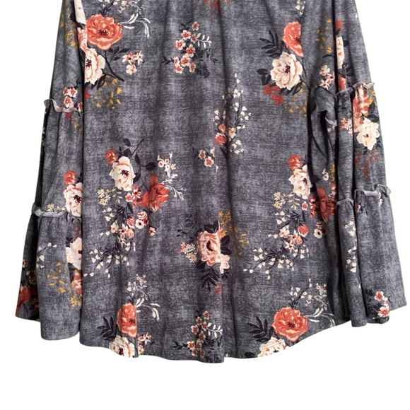 Absolutely Famous Bell Sleeve Floral Boho Peasant Blouse Size 1X - Picture 6 of 8